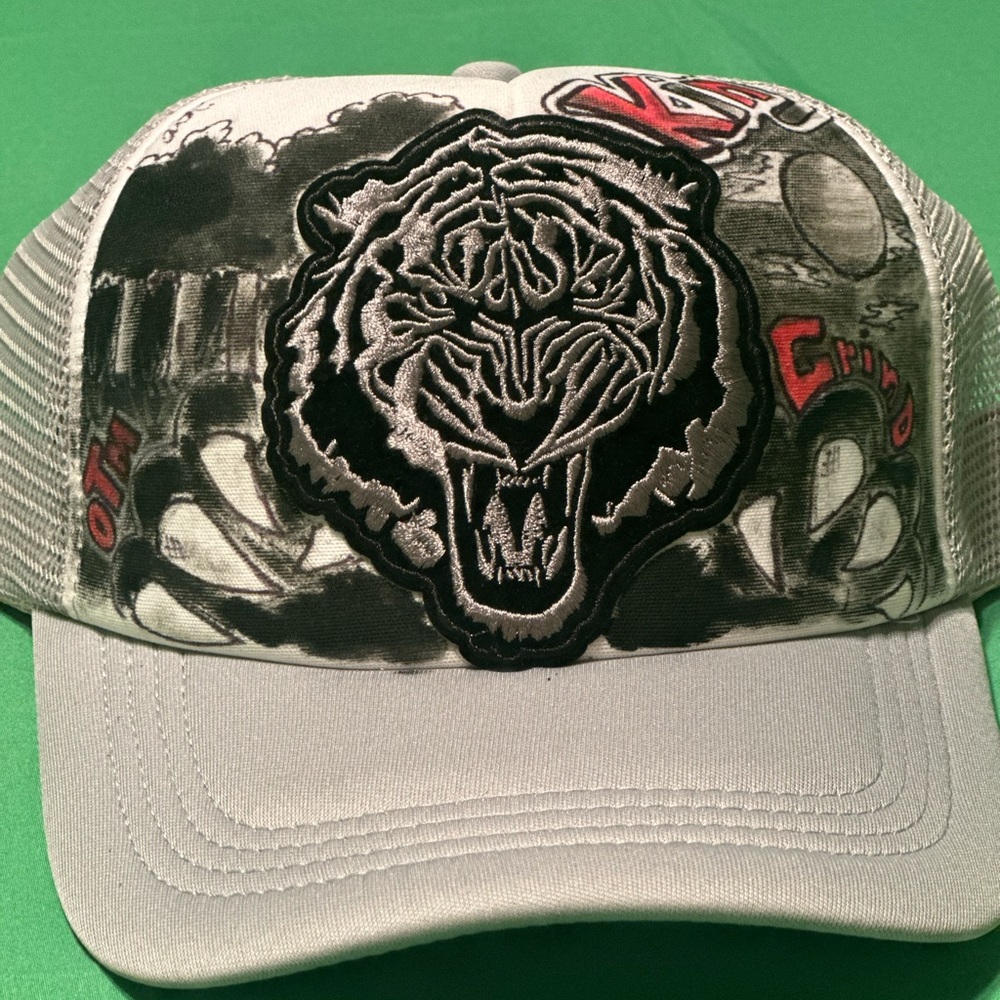 Trucker hat - Picture 9 of 11